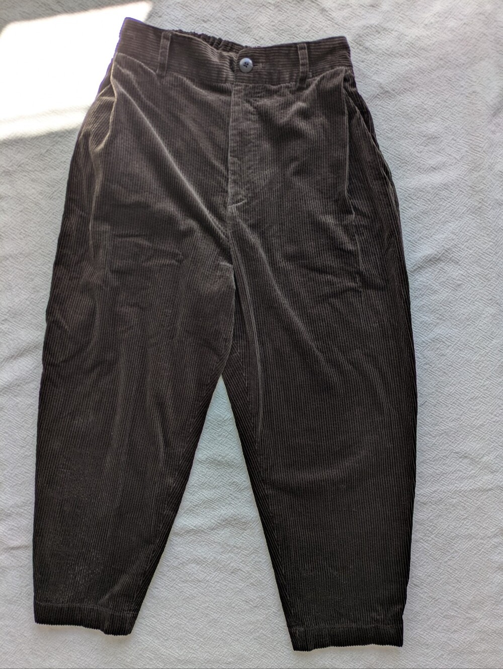 Nicholson & Nicholson Corduroy Cropped pants